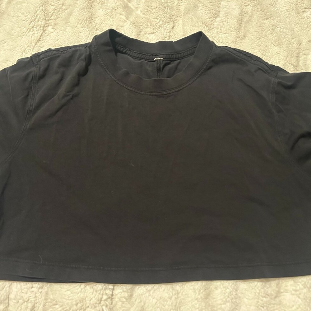lululemon athletica Black Crop Top